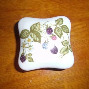 Takahasi Japan San Francisco Berry Square Trinket